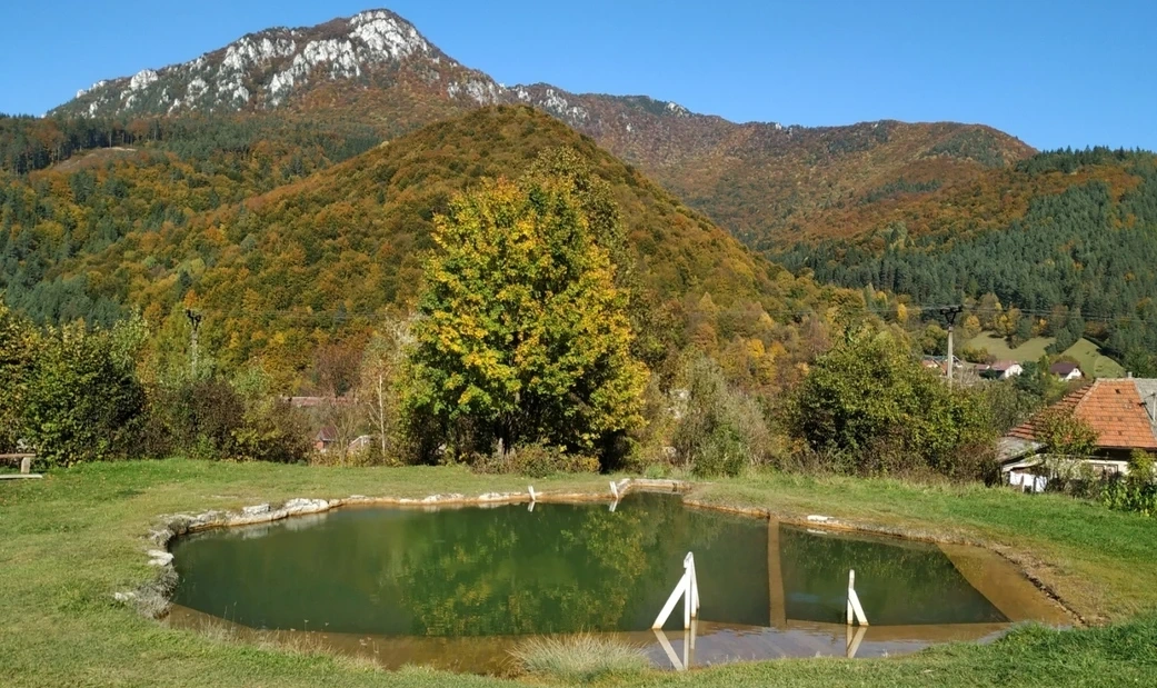 Rojkov - Schlechtes Wasser Rojkov-Krater – Mineralsee Schlechte Wasser